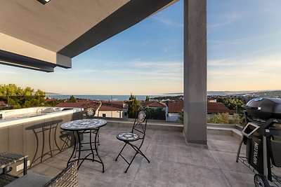 Penthouse mit Whirlpool & Meerblick