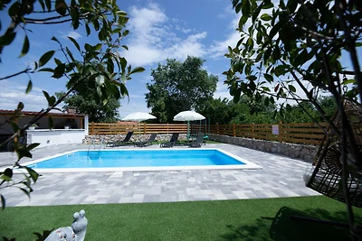 Ferienhaus Meri mit beheiztem Pool