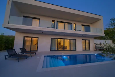 Villa Sensei mit privatem Pool