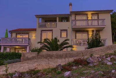 Villa con piscina riscaldata