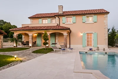 Charmante Villa Beleca mit privatem Pool