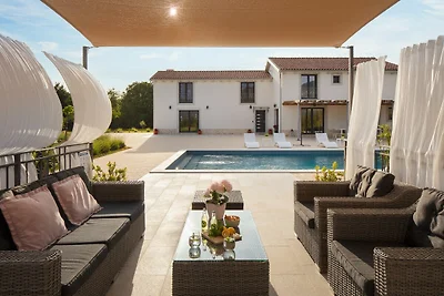Villa Roti – ein verstecktes Juwel in Istrien mit privatem Pool und Sauna