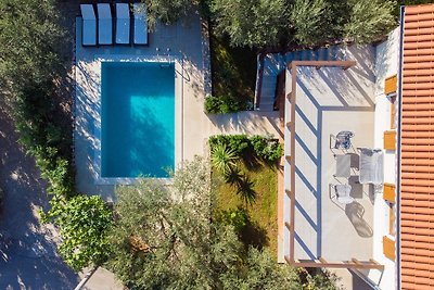 Romantische Villa Rustica met zwembad