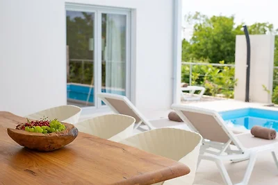 Villa Terra mit beheiztem Pool