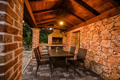Charmante Villa Beleca mit privatem Pool