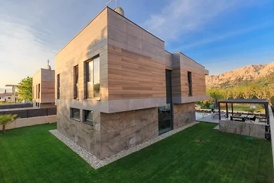 Villa Elite / Pool, Sauna & Jacuzzi