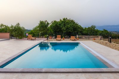 Ferienhaus Prevolt mit privatem Pool und Meerblick