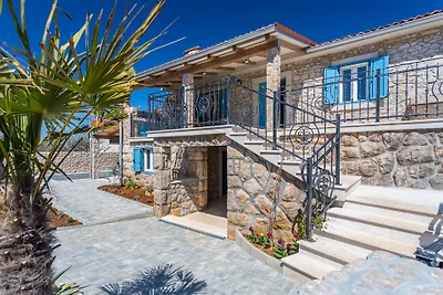 Appartamento rustico con piscina