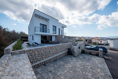 Villa Sila mit beheiztem Pool