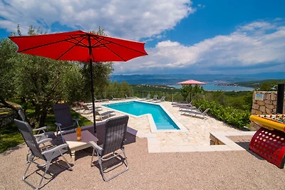 Appartamento con vista mare