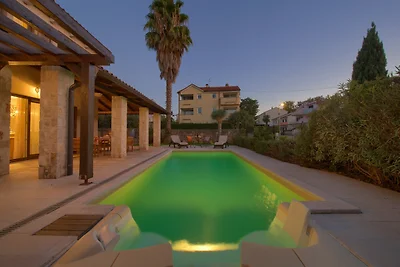 Villa Fina mit beheiztem Pool