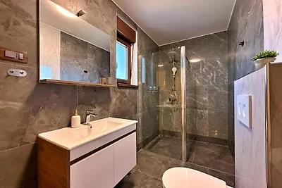 Villa Azur mit Pool & Whirlpool