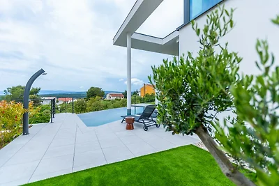 Luxury Villa 45 – Exklusive Ferienvilla mit Meerblick
