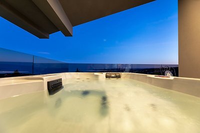 Penthouse mit Whirlpool & Meerblick