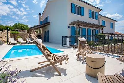 Villa Tana con piscina, barbecue, SUP, ruote