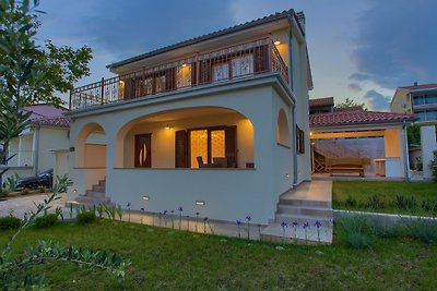 Villa Toic by the sea with sea view