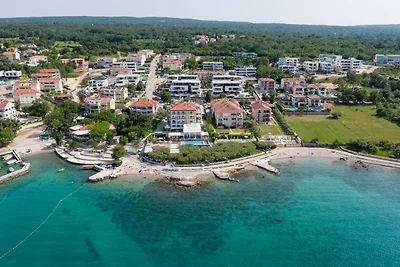 Azimut Premium Fewo mit Jacuzzi