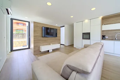 Villa Celeia-Luxus FeWo 1 mit Pool