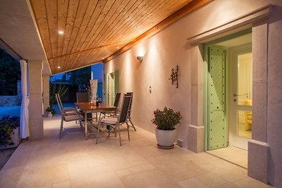 Villa Levande mit privatem Pool