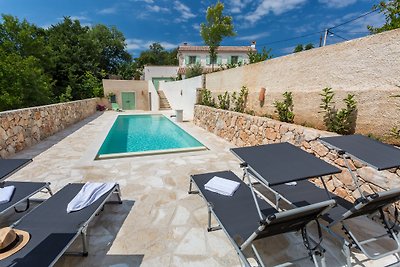 Villa Levande mit privatem Pool