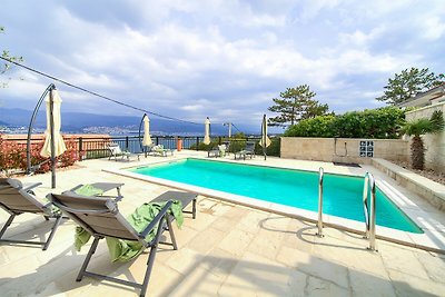 Villa Sea Queen mit Pool und Meerblick