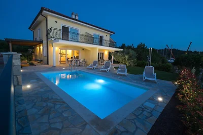Strand Villa Claudia mit Pool