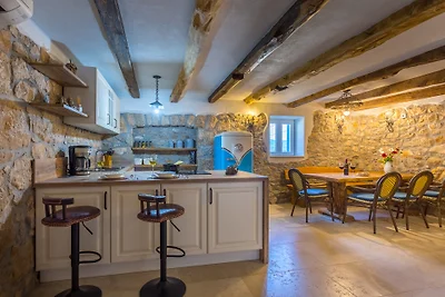 Appartamento rustico con piscina