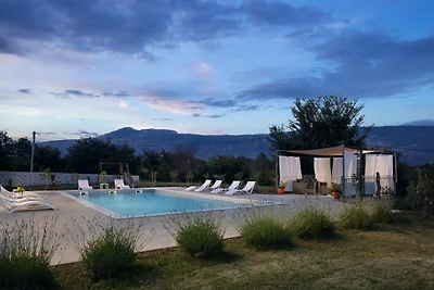 Villa Roti – ein verstecktes Juwel in Istrien mit privatem Pool und Sauna