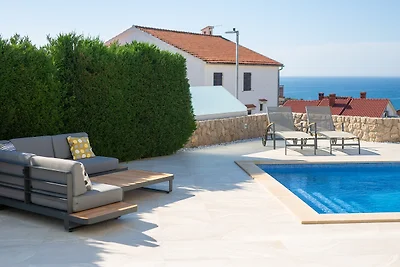 Villa Sia mit beheiztem Pool
