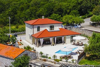 Villa Loni mit Pool und Meerblick