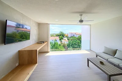 Villa Celeia-Luxus FeWo 2 mit Pool