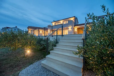 Villa Oliveto Giardino con piscina