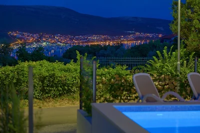 Fewo Timmy mit Pool und Meerblick