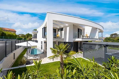 Villa Sarah con piscina riscaldata