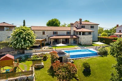 Casa Serena – Ihr istrisches Paradies mit Pool, Whirlpool und Spielplatz