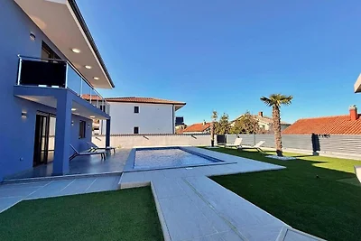 Villa Azur mit Pool & Whirlpool