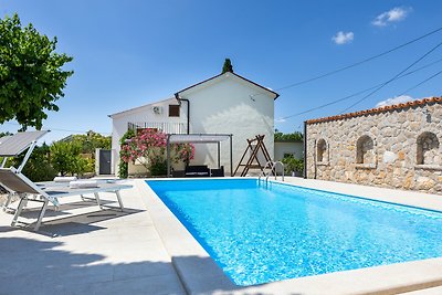 Ferienhaus Antica mit Pool