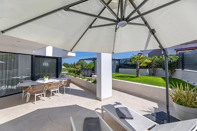 Villa Sarah con piscina riscaldata