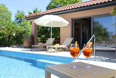 Charmante Villa Oliveti mit Pool & Sauna