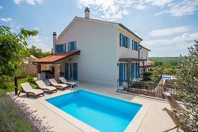 Villa Tana con piscina, barbecue, SUP, ruote