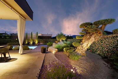 Villa Blumarine – Eine moderne Oase des Komforts mit privatem Pool