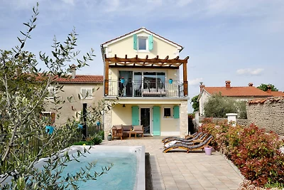 Villa Gisella mit beheiztem Pool