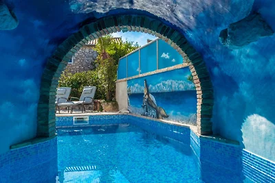 Steinhaus Villa Dunatić mit Pool