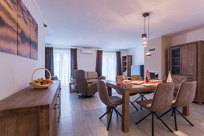 Villa Tana con piscina, barbecue, SUP, ruote