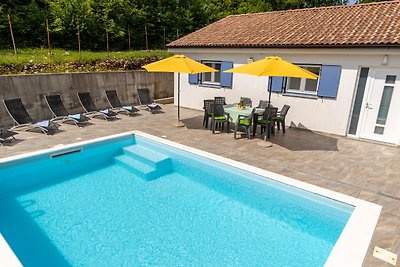 Casa vacanze Aurora con piscina