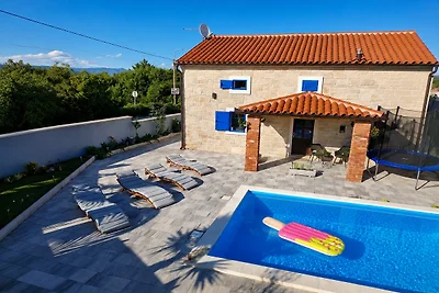 Villa Kristina with pool