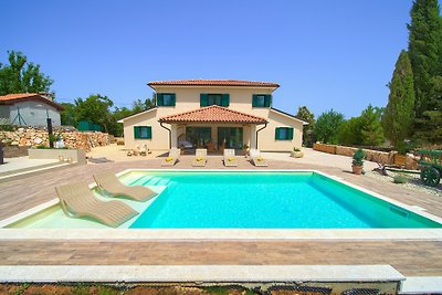 Schöne Villa Green Pearl mit Pool