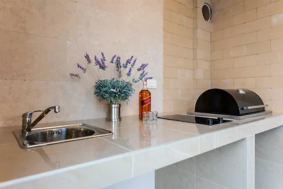 Villa Zarra mit Pool,Jacuzzi,Sauna