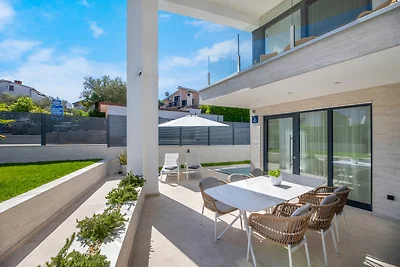 Villa Sarah con piscina riscaldata