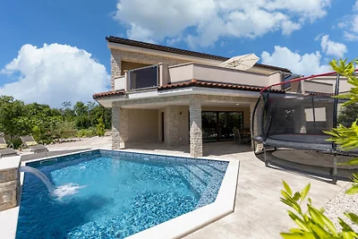 Villa Divina – Küstenvilla mit beheiztem Pool und Ladestation für Elektrofahrzeuge